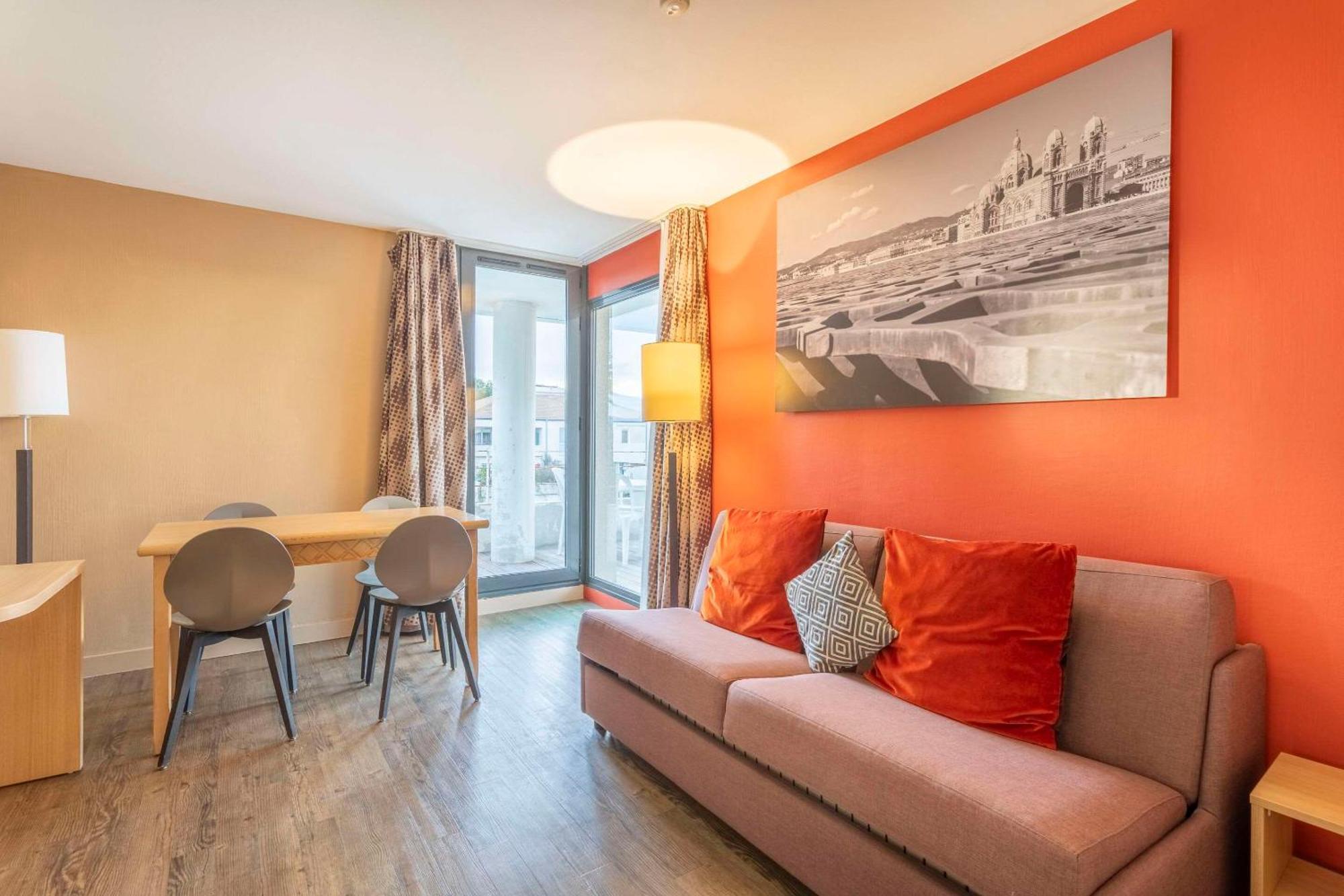 Comfort Aparthotel Marseille Prado Екстер'єр фото